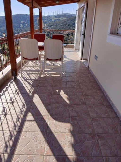 הוילה Tsakei Παραθαλασσιο Σπιτι Στην Εξοχη מראה חיצוני תמונה